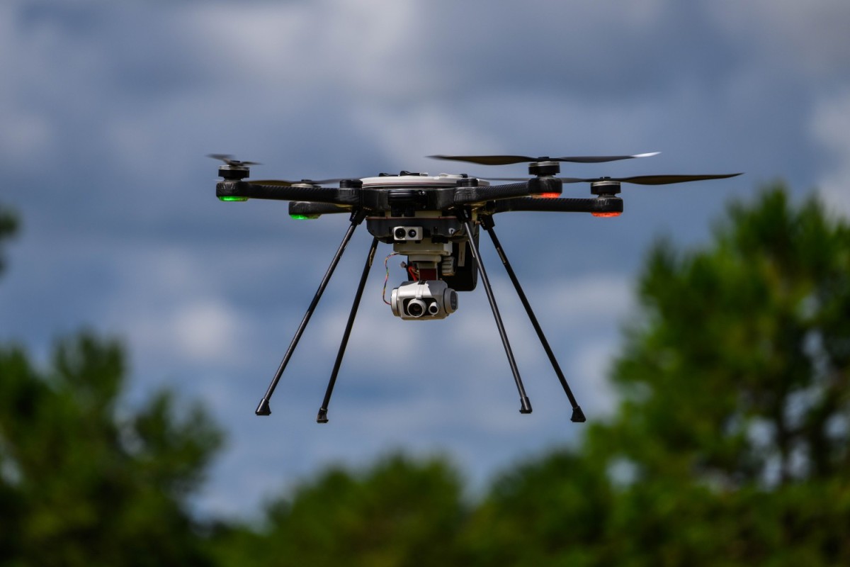 FortLeavenworth's tweet photo. #DroneAlert Fort Leavenworth's Directorate of Public Works will conduct drone operations over Building 245 to inspect the structure August 12 between 8 a.m. to 4 p.m. Fort Leavenworth remains a no drone zone for personal drone activity. https://t.co/VNDHsjSWHI
