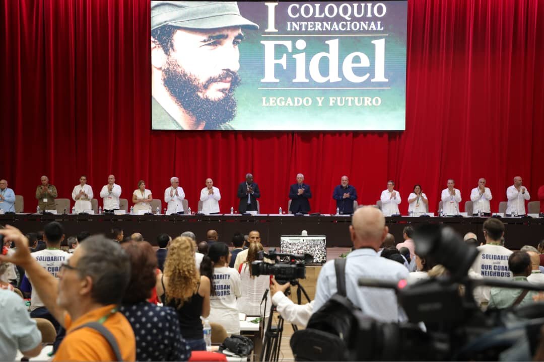 DrRobertoMOjeda's tweet photo. Participamos en el I Coloquio Internacional Fidel: Legado y Futuro, un espacio que demuestra, como expuso @DiazCanelB en la Conferencia Inaugural, que el pensamiento de Fidel sigue siendo la brújula más precisa para enfrentar los retos actuales. 

#100AñosConFidel https://t.co/SlRj2bOufO