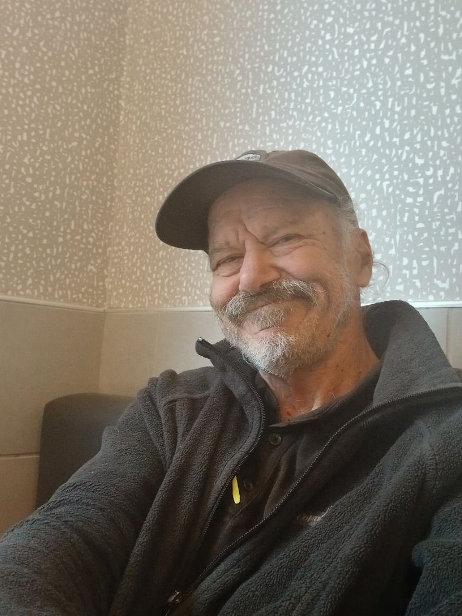 Kevin7ox2's tweet photo. @iam_dianelane @sahetapy_eli Hi Diane, Kevin here...seems we fell away from each other... Just wanted to say hello...Miss you some sweetheart...
Kevin here... Zangi 32 4469 6613 https://t.co/95mE880FVQ