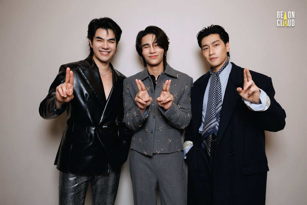 hinangkull's tweet photo. 久しぶりにタイ垢覗きに来たらコレでアチィィィィ‼️ https://t.co/oVZGdpg0JD
