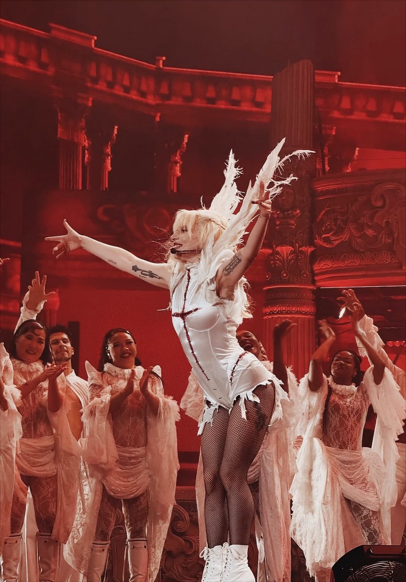 gagaview2's tweet photo. MOTHER OF POP 👑 https://t.co/VmnvsmmkyN
