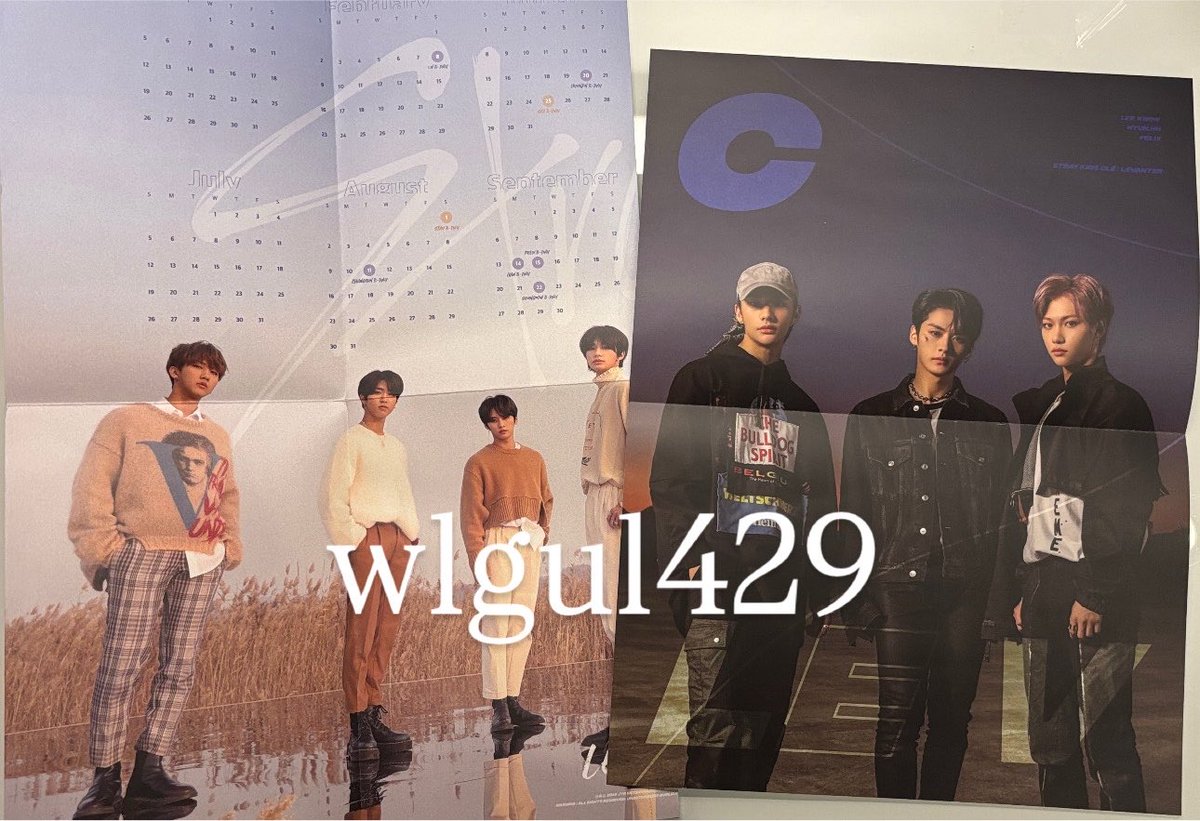 wlgul429's tweet photo. wts stray kids (skz) photobook, postcard, poster, album only https://t.co/AifRgPTsdK