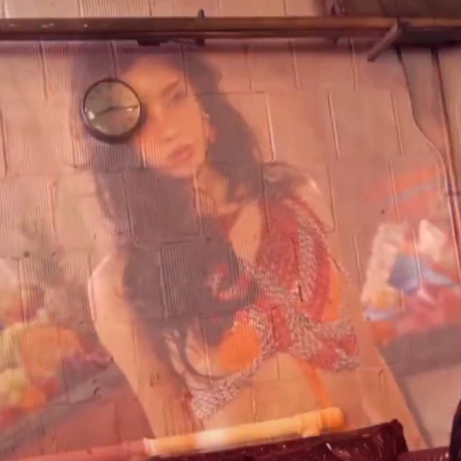 kissmelaforteza's tweet photo. i need the visuals NOW https://t.co/SE8pVtkBCV