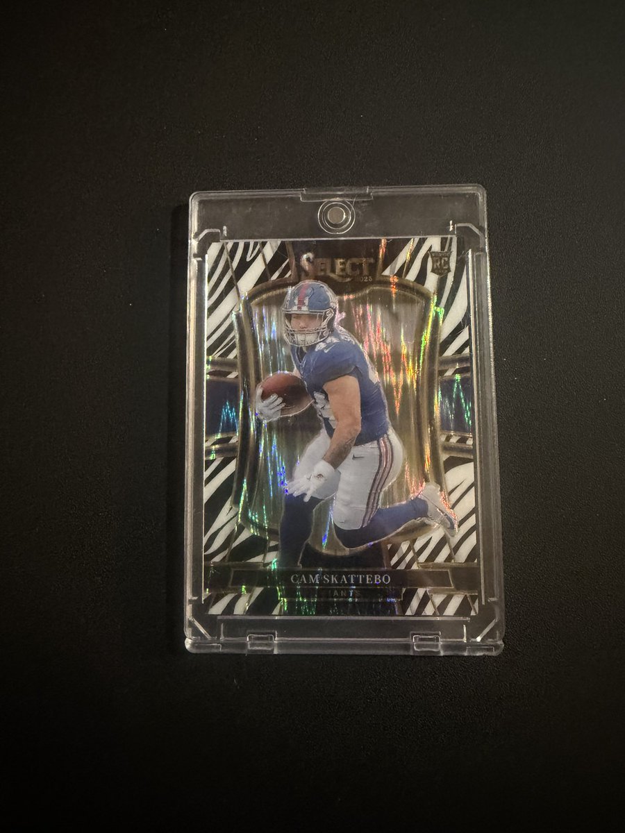 CRCCards's tweet photo. @cardboardbst Sal /10 $300 open to offers 
Tet $70
Cam $120 https://t.co/FAGWP7iA5q