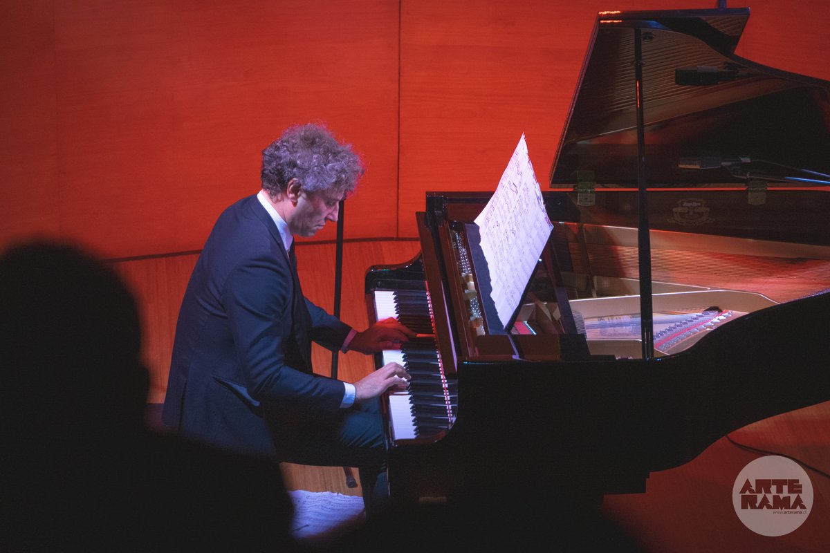 Arteramals's tweet photo. David Greilsammer: el virtuosismo regresa a La Serena

Lee la nota completa acá
https://t.co/g0fuNfxIy0 https://t.co/rIfZ53GPIm