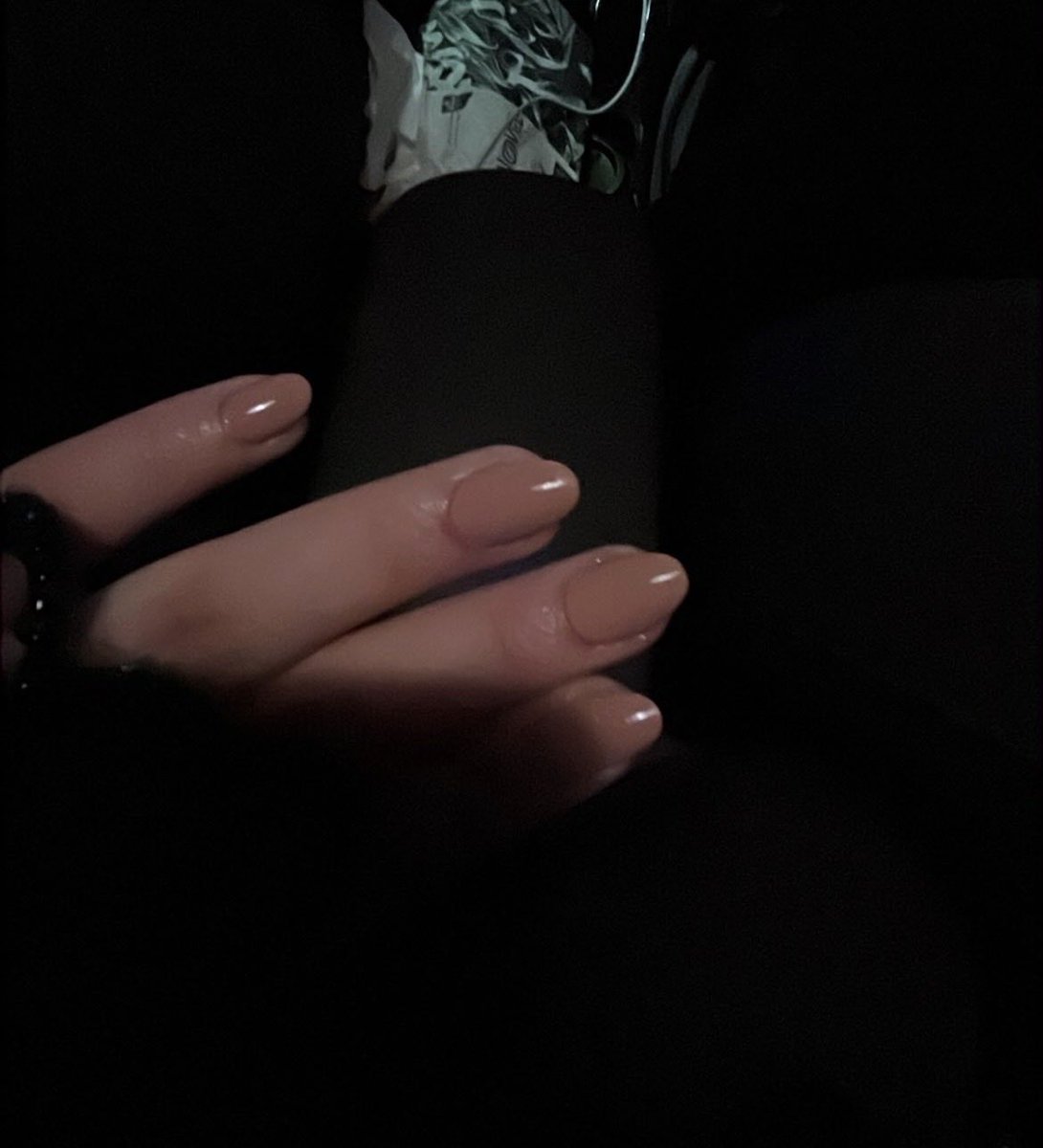 luneriva's tweet photo. Nailsss🩷🩷💅🏼 https://t.co/8sOi3QZBza