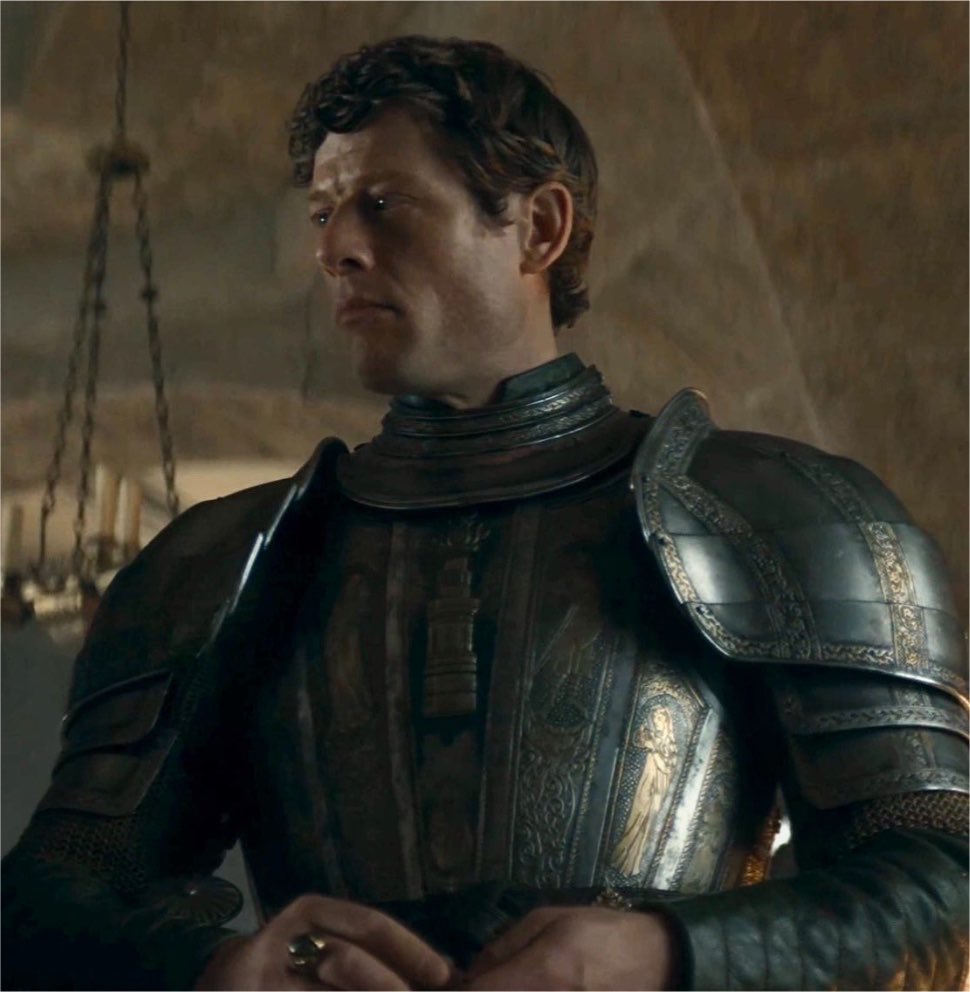 MYGHOSTR's tweet photo. Well at least ormund looked hot one last time https://t.co/RRYBtCHJHT