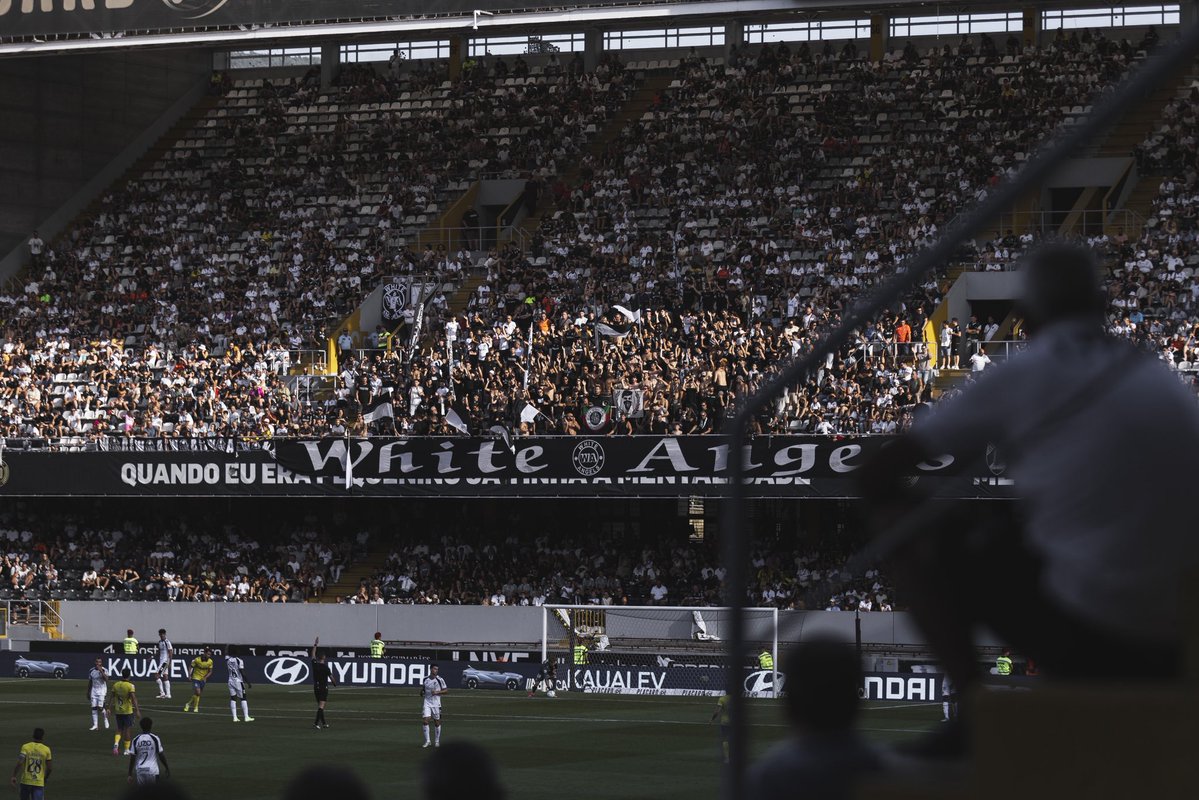 VitoriaSC1922's tweet photo. O apoio que nunca nos falta 💫 https://t.co/WcXaxf7tZu
