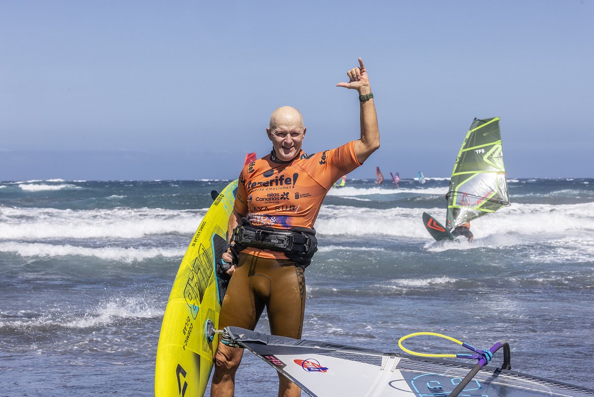 webtenerife's tweet photo. El Cabezo acogió el Campeonato de España de Windsurf, una de las grandes citas del Wind and Waves Festival, con dos nombres propios: Liam Dunkerbeck y Alexia Kiefer Quintana, que se proclamaron campeones en las categorías absolutas. https://t.co/UhMQvXrfcW