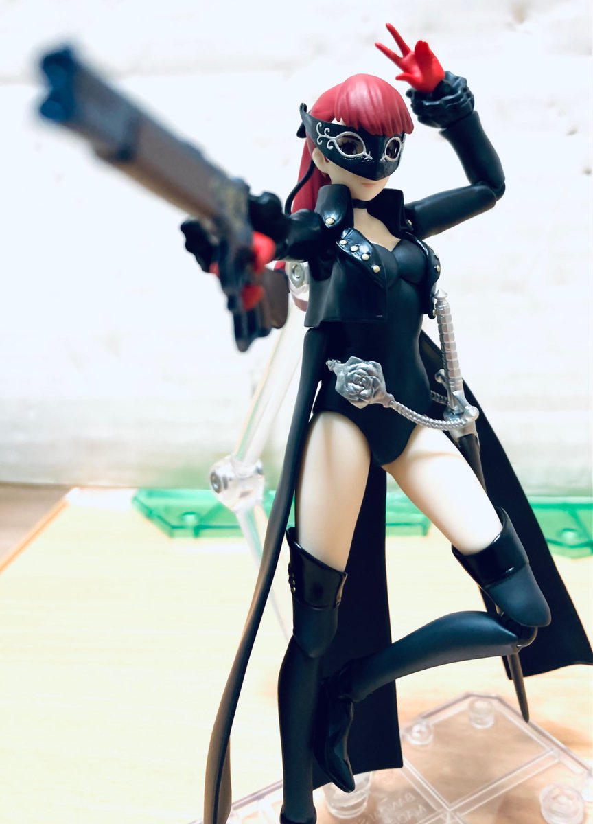 0413ukitake's tweet photo. #みんなで射撃ポーズを見せ合おう
#ペルソナ5
#ジョーカー
#ノワール
#クイーン
#ヴァイオレット https://t.co/6yVON3hFdi
