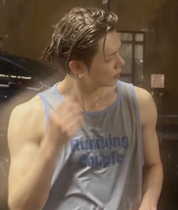 beomgyirl's tweet photo. getting these pics back to back is NOT good for my kpop yaoi pervert self https://t.co/pbXitvIBrT