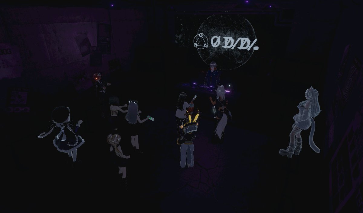 cube_mm's tweet photo. #cluster #odd_vr #techno https://t.co/hRfuVg5YZx