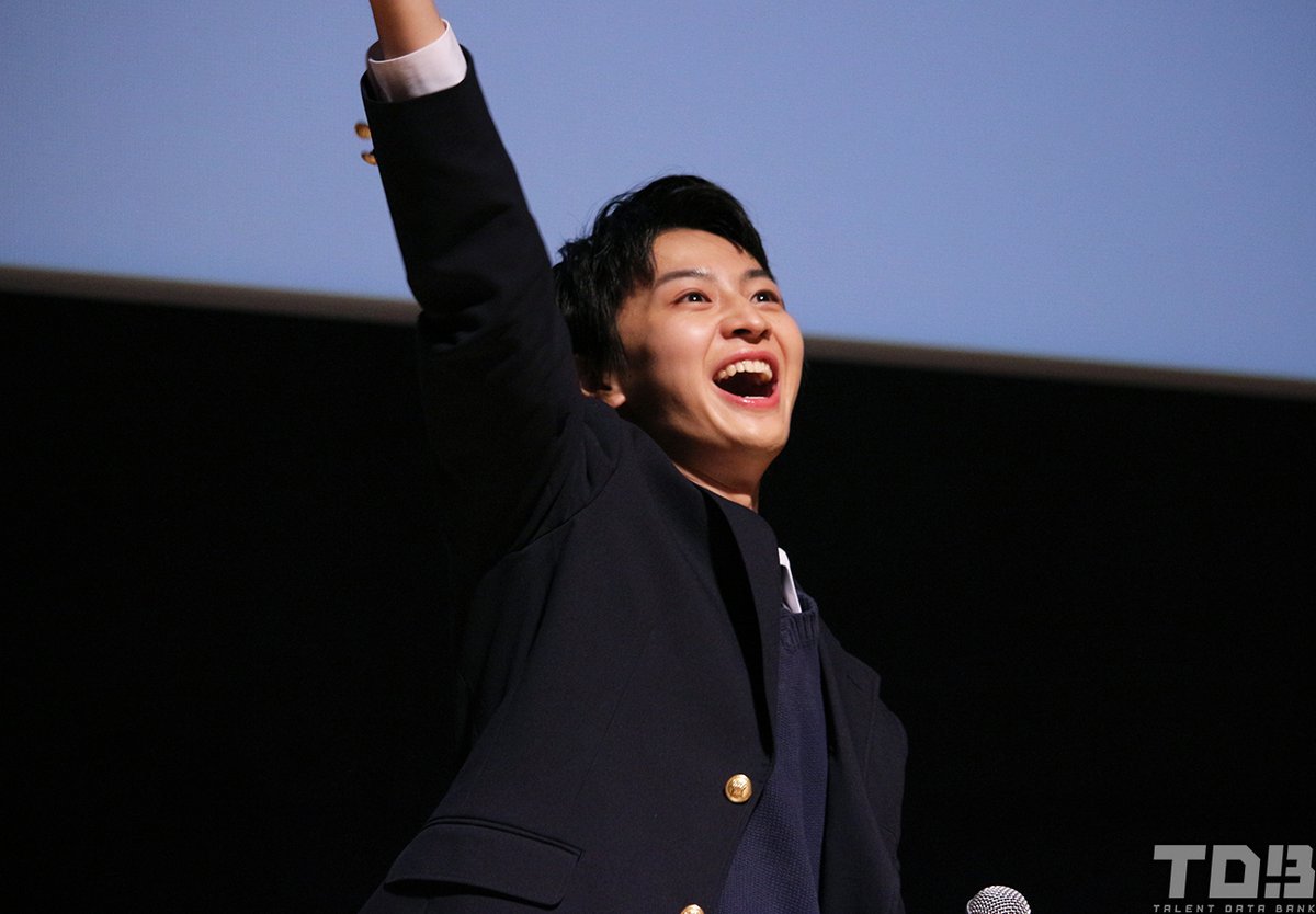talent_databank's tweet photo. 『修学旅行で仲良くないグループに入りました』シーズン2が放送決定！
ファンミーティングでサプライズ発表

藤本洸大「1を超えられるように」
簡秀吉「皆さんが愛してくださったおかげ」 

▼詳細はこちら
https://t.co/1r6gMQo5wQ 

#修学旅行で仲良くないグループに入りました #ドラマ修学旅行 https://t.co/EEYoleQj4P