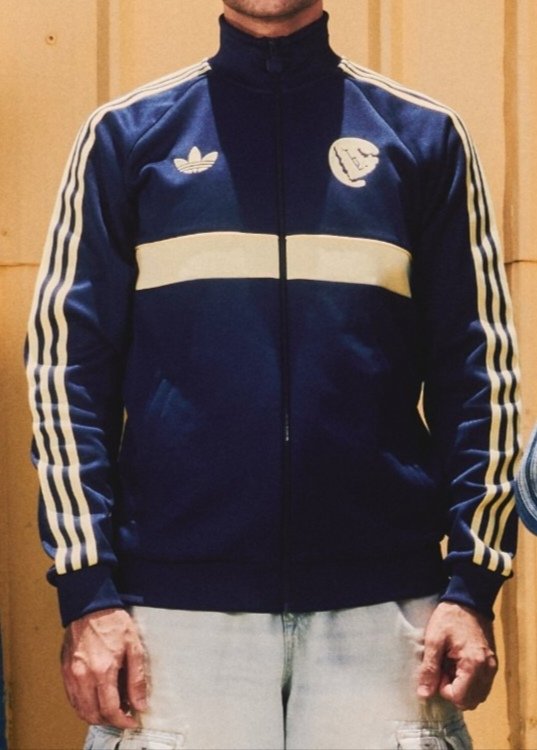 YODADSG's tweet photo. 👕  |  #AlNassr Trefoil Away Jacket 26-27 season 🔵🟡 

#RSL #adidas #النصر #اديداس https://t.co/ePjtrgXSN7