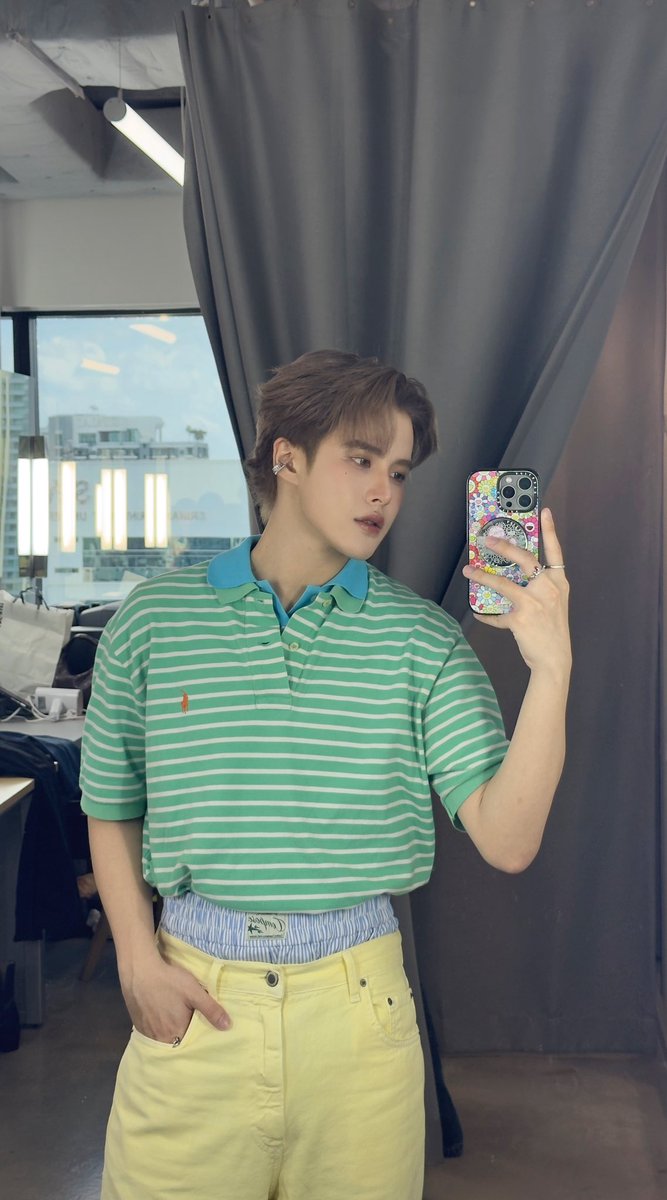 ffordful's tweet photo. July tingz 🌈✨ https://t.co/lh9cpyeQa1
