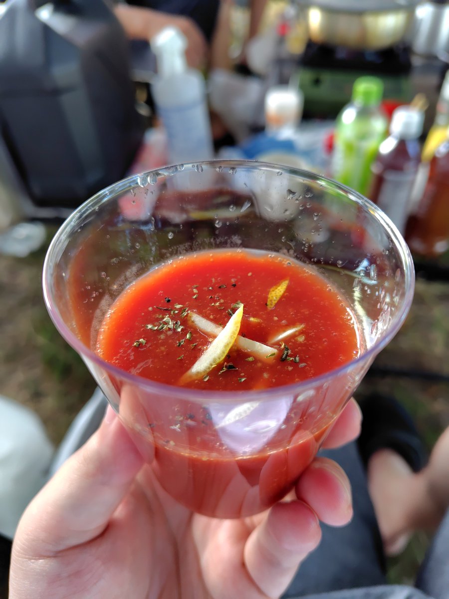 omepaithrough's tweet photo. 普段食べれないものがたくさん食べれて良かった。

ウェイクボード挑戦したけど難しかった。横乗り系でタブーの後傾がここで必要になるとは思わなかった。 https://t.co/3cTMCJGKQq