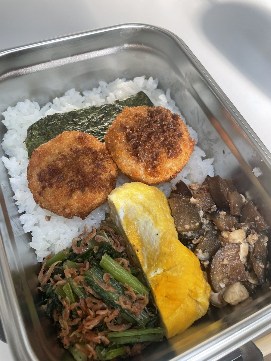 hidaka_yosuke's tweet photo. お米が美味しいから、シンプルな味付けで良いんじゃないかと自問自答する日々… https://t.co/NJ1IMbDtio