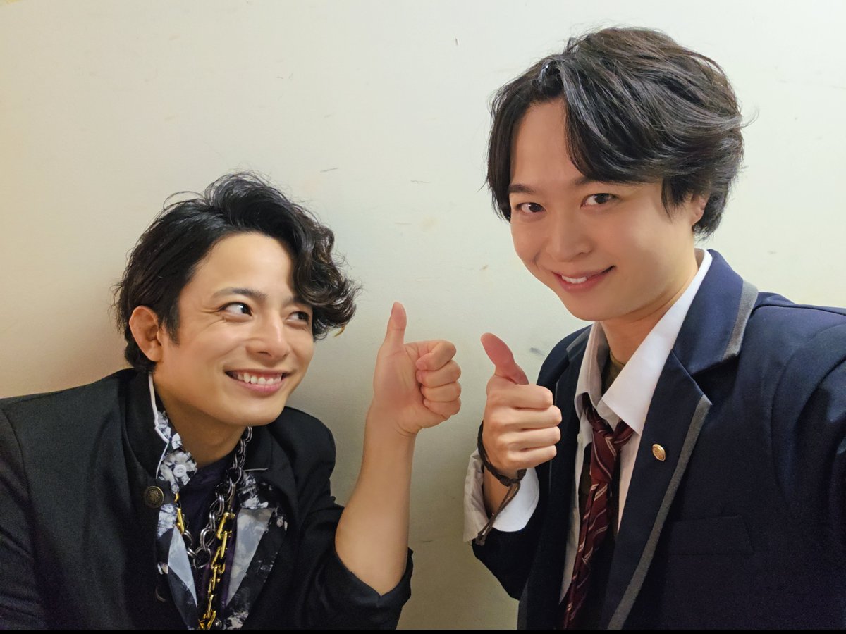 yuki_matsunami's tweet photo. #覇権DO 

本日も無事に!?終演！！
いつも応援ありがとうございます✨

毎公演、本当に楽しみながら演じさせていただいております！
日に日に増えていくサインライトやうちわ、拍手、笑い声も本当にありがたいです。

あと2公演、振り絞って駆け抜けます！！

明日はどうしようかな〜（笑） https://t.co/slPi9dmMpB