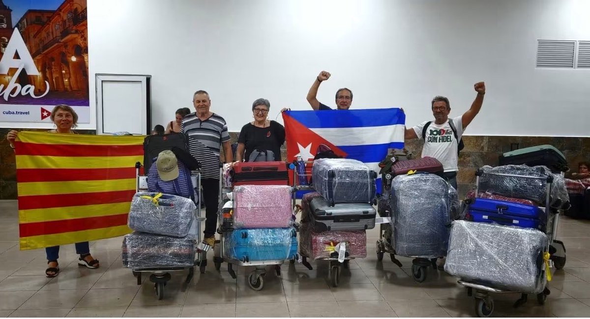 castromedinaale's tweet photo. La Solidaridad de Cataluña con Cuba se fortalece con la visita de un grupo de amigos que viajaron a Cuba y entregaron 1 TONELADA de MEDICAMENTOS al Hospital “Calixto Garcia”, como integrantes de la “53 Brigada Europea de Solidaridad con Cuba José Martí”. GRACIAS, GRACIAS, GRACIAS https://t.co/z00ruW4Ctx