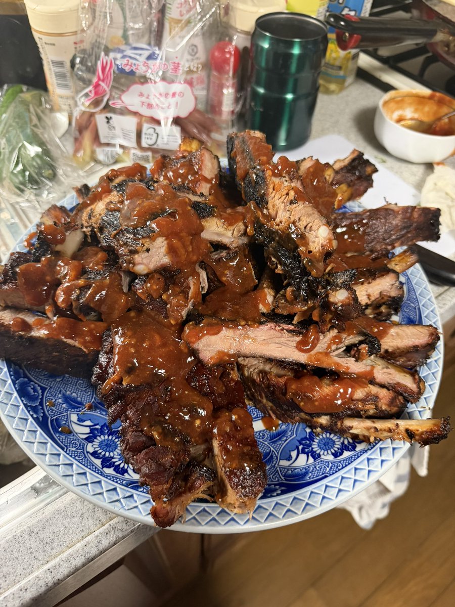kizuke50's tweet photo. @3_3xl お肉焼かせたら、神奈川県で4番目位に上手ですよー👍売ろうかな？🤪 https://t.co/D7d2ligOPi