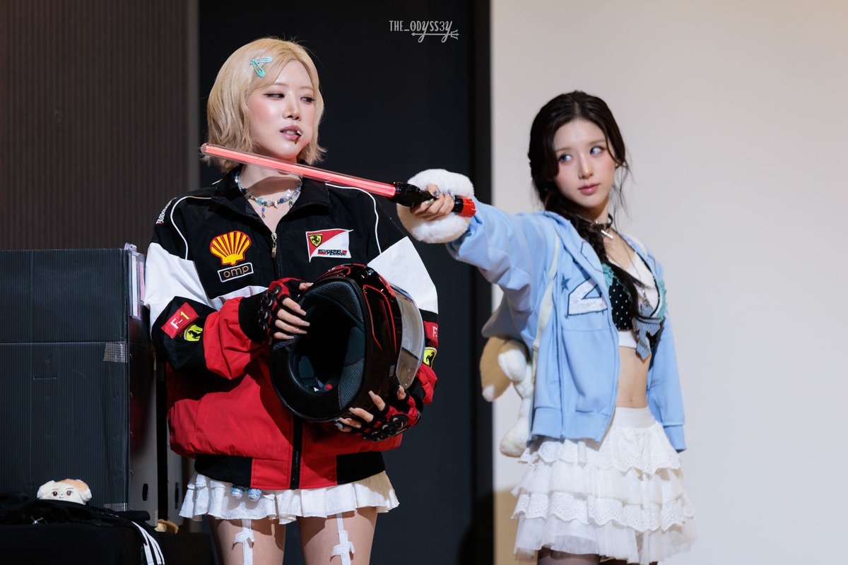 THE_ODYSS3Y's tweet photo. 260807 ARTMS Kim Lip Heejin JumpUp Fansign #ARTMS #아르테미스 #김립 #kimlip #kim_lip #희진 #HeeJin https://t.co/2BKb1bccHh