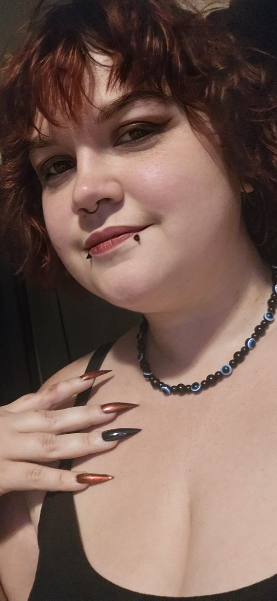 FriskyFencat's tweet photo. I dont care if you don't like me, but you will respect me. 

#findomusa #cashapp #worship #beg https://t.co/DggcIWRK7C