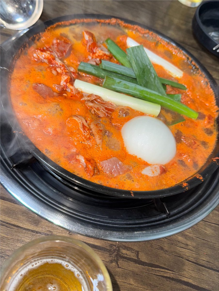 chfhrakdma's tweet photo. 스물두 살이 되어 백화점이 생긴 동대구 •• https://t.co/kx7wIGGtni