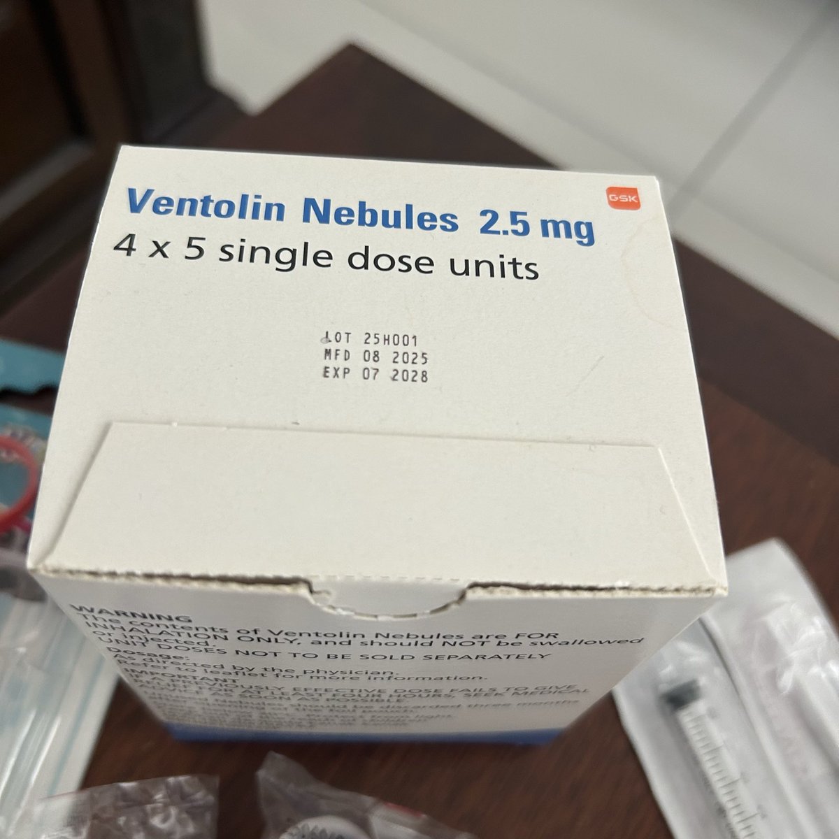 marini_ash's tweet photo. @yemmeow Hiii, if you need to do any neb at home, please let me know. I still have the neb solutions (+ machine) since my cat passed from ckd this past Jan. I nak let go FOC &amp; can ship them to you if you need. Thanks! https://t.co/bhGKkMdV3G