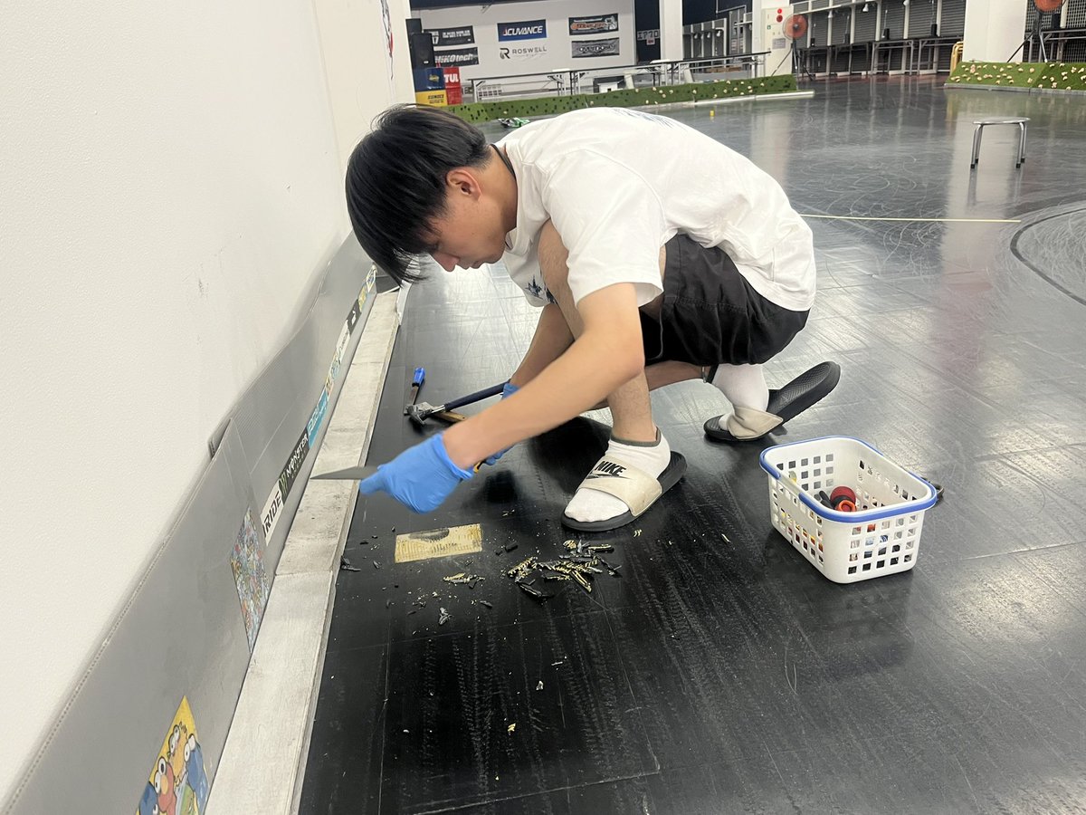 joyusrccircuit's tweet photo. レイアウト完成しました！
皆様お手伝いありがとうございました！

https://t.co/6XzH9KXXno https://t.co/qEQUKWhOQl