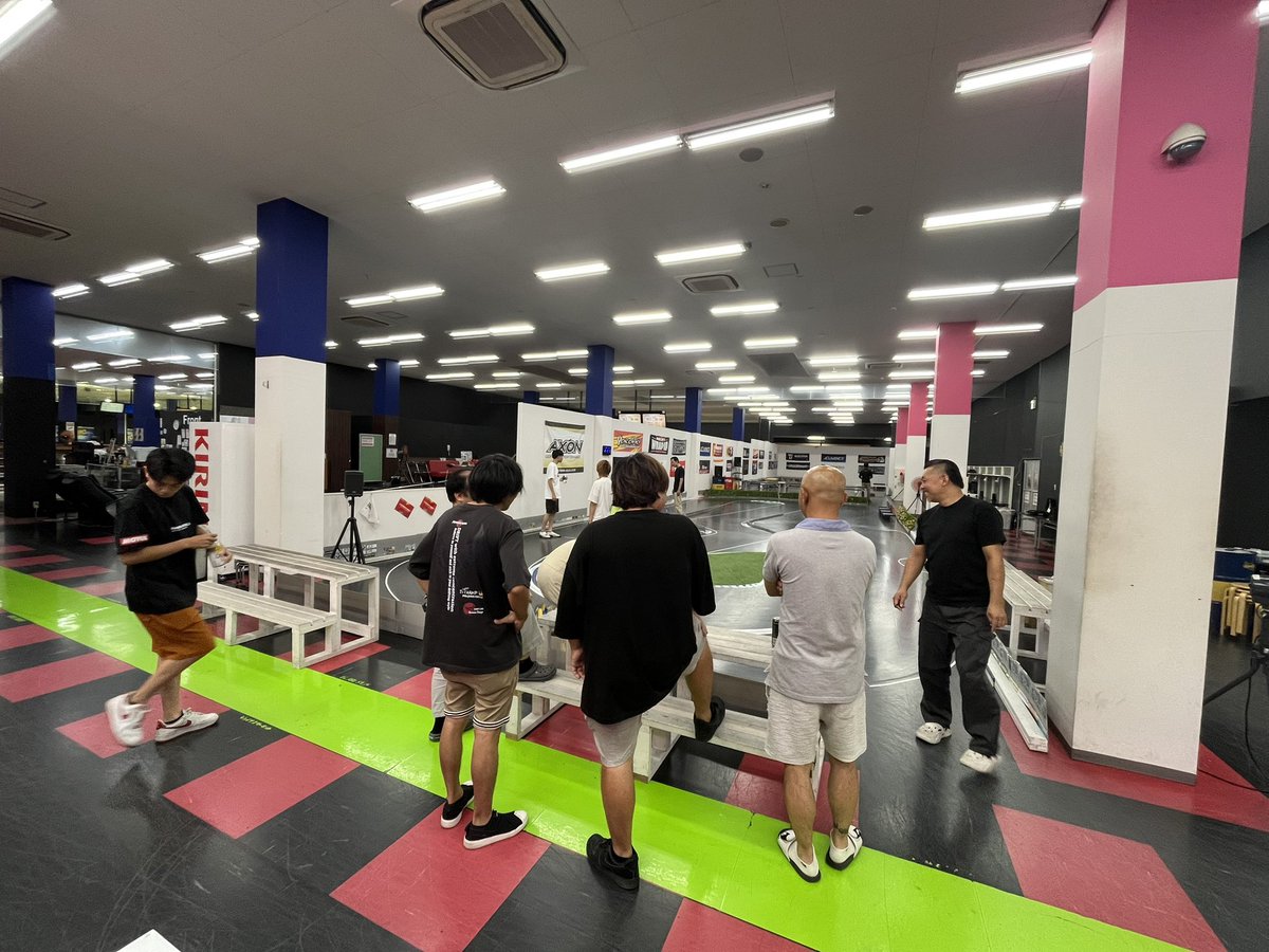 joyusrccircuit's tweet photo. レイアウト完成しました！
皆様お手伝いありがとうございました！

https://t.co/6XzH9KXXno https://t.co/qEQUKWhOQl