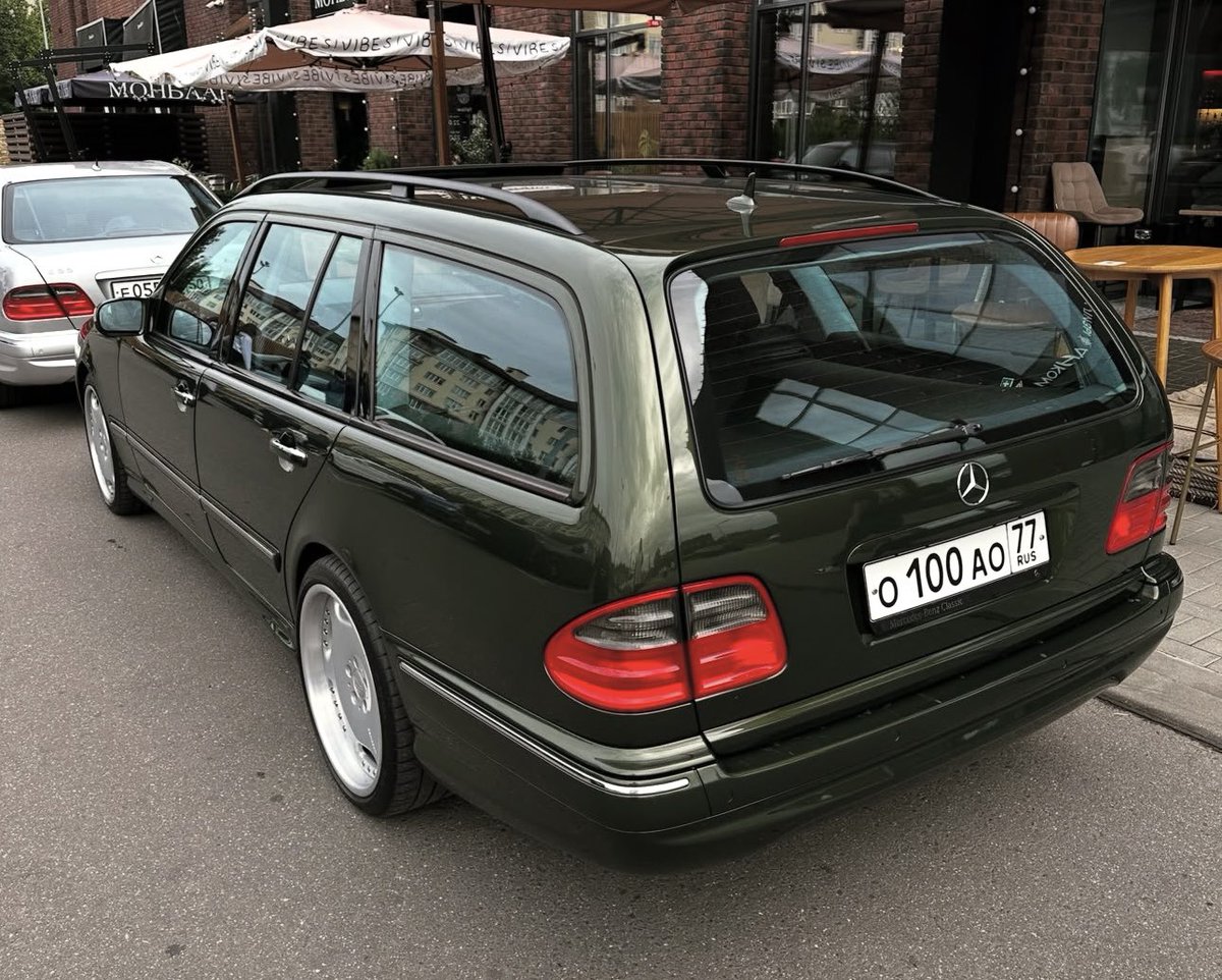 FlawlessSpec's tweet photo. Mercedes-Benz E55 AMG Wagon https://t.co/FG6PmyD88r