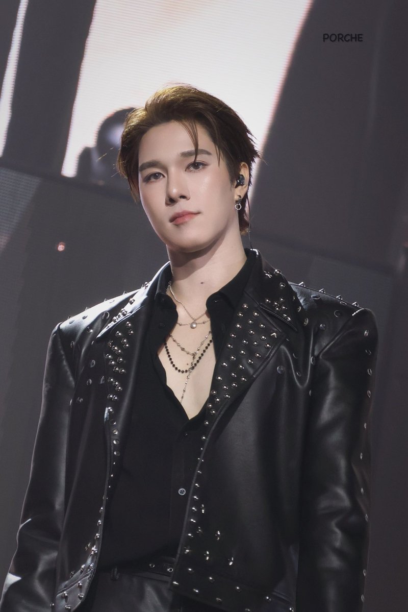 porche1807's tweet photo. MJ  of 🕸️🩵 

#JuniorMarkConcertD3
#hirunkit_ https://t.co/KmYMc9TxCr