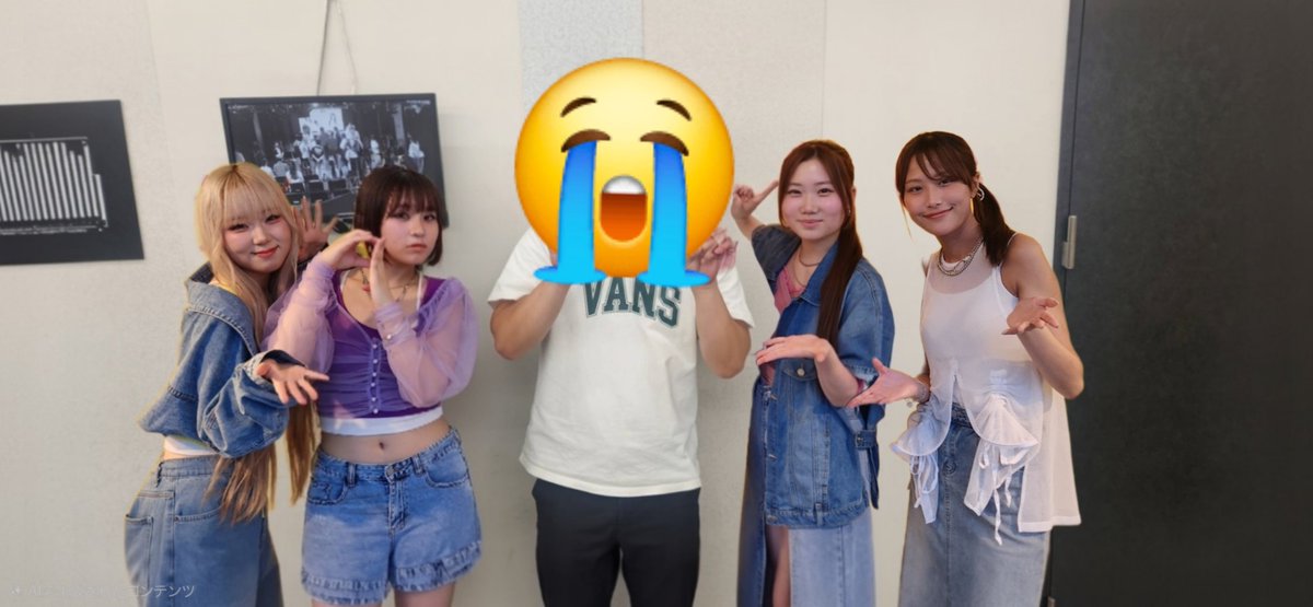 mushokupiro's tweet photo. お疲れ様でした。
MCもパフォーマンスも回を重ねるごとに魅力を増してました🥰
4人の音楽をずっと聴いていたい✨
時間がなくて集めたスタンプが記念になってしまったけどそれはそれで自分らしい感じがしたかな笑
悔しいから特典GETした風の写真作ってきました🤣
ほのかちゃんちょっとえぐれてごめんねw https://t.co/ejUdoVyXXo