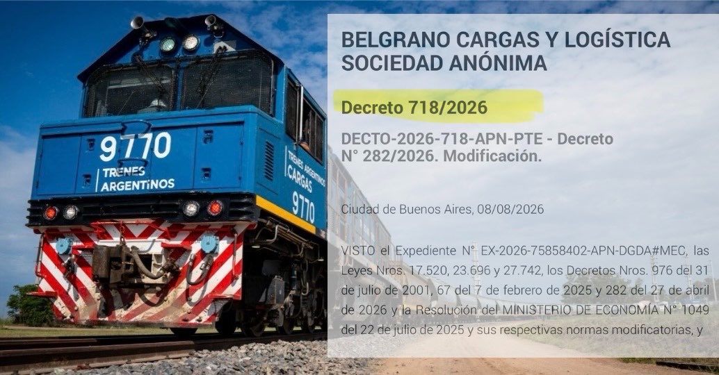 CastagnetoC's tweet photo. ABRÍ LOS OJOS ARGENTINO! 

Mira como te mienten en la cara: @JMilei , @LuisCaputoAR y @fedesturze le están vendiendo las locomotoras y los vagones que nos pertenecen a TODOS.

Y sabés qué hacen con la plata de lo que vendieron? 
La meten en un fideicomiso para financiarle las obras al futuro concesionario privado. Sí, leíste bien: venden lo tuyo para pagarle la fiesta al capital concentrado.
El Belgrano Cargas conecta las economías regionales y la producción del interior profundo con los puertos. ES INFRAESTRUCTURA ESTRATÉGICA Y SOBERANÍA NACIONAL.
Nos desmantelan el país, privatizan las ganancias, socializan los costos y encima se aplauden entre ellos llamándose "héroes". 

NO SON HÉROES, SIN VENDE PATRIA.