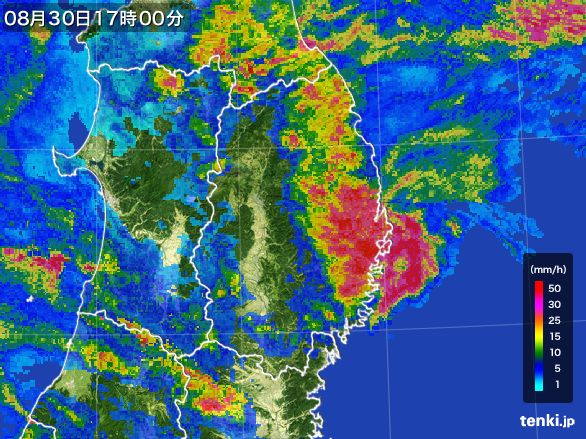 skyparknet's tweet photo. 2016年8月30日
台風10号襲来時の雨雲レーダー
北上高地（北上山地）に阻まれて
西の内陸は曇りや雨量が多くなく…
今回15号…内陸で曇り予報の出て
いるサイトはその傾向を汲んだ
ものか…？いずれにせよ、油断せず
気象情報・交通情報に留意を
https://t.co/NCCRgRjcvo https://t.co/b9GlIrN3Mb