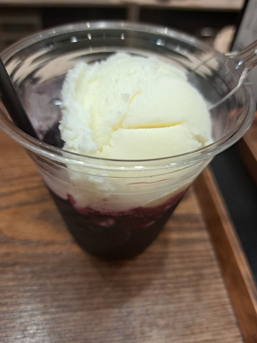 naetomike's tweet photo. (*>ω<)dｸｰｰｯ🍶 https://t.co/qkSbew21Pi