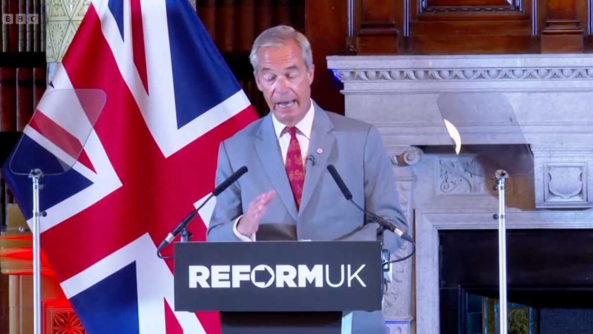 implausibleblog's tweet photo. Last week Zack Polanski and the Green Party held a press conference with Chris Packham, the BBC did not play full clips of it

This morning, Nigel Farage and Reform UK held a press conference, since, the BBC have continued to play full clips from it https://t.co/e9ET9hgWmh