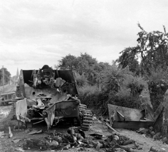 FistfulofStuds's tweet photo. They were ordered to take one hill. In the dark they got lost, dug in on a different hill seven kilometres away, and held it against the 12th SS all day.
9 August 1944. They lost 47 of their 52 tanks doing it.
#Tanks #WWII https://t.co/hrADKeuajl
