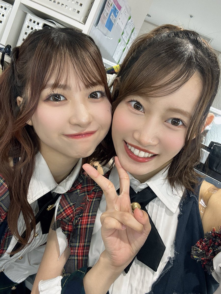 kurooosu_48_16's tweet photo. RESET公演ありがとうございました！
楽しすぎたなっ！！
みなさまもメンバーもアツアツの公演で
まさに、最高！でした✨

18期ネ申推し^_−☆
ずっきーとシンメ多かったのも胸熱だったな！
はるぴょんと話すの大好きish！！ https://t.co/CaKg7JOgJH