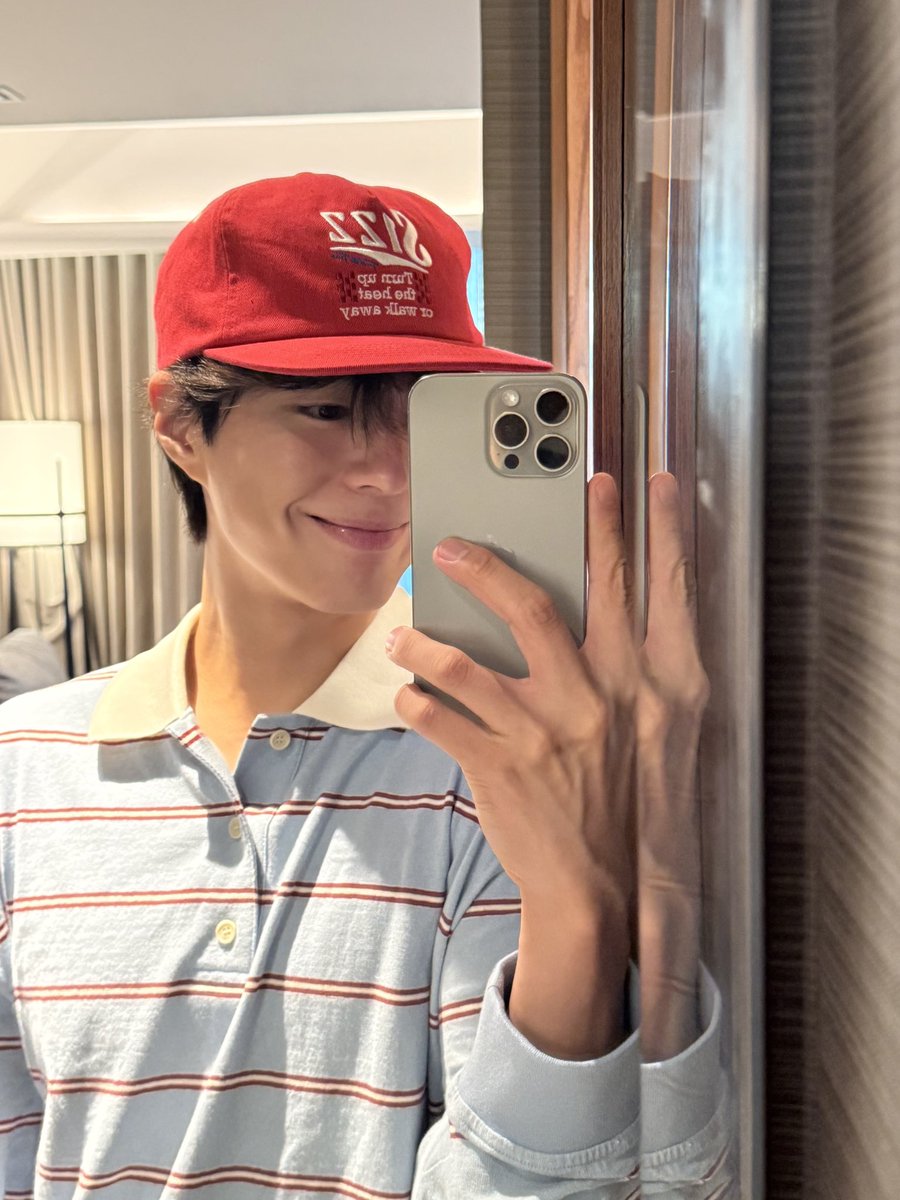 haneul_016's tweet photo. ❤️🩵 https://t.co/XVoPaEDukS