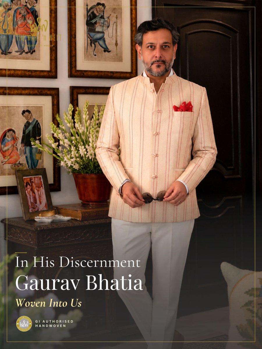 thewarpnweft's tweet photo. Patron of slow luxury and living heirlooms Gaurav Bhatia in his discernment with #Banarasi #handlooms #Nationalhandloomday @SagrikaDinkar @TexMinIndia @dchandlooms01 @narendramodi https://t.co/bIgViIGmxe