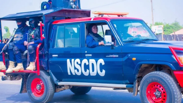 OgunTV's tweet photo. Osun 2026: NSCDC deploys 10,210 personnel for peaceful poll
The Commandant General of the Nigeria Security and Civil Defence Corps, Prof. Ahmed Audi, has ordered the deployment of 10,000 personnel from ten (10) State Commands, alongside specialised tactical and ... read more https://t.co/IPh1JyDEYL