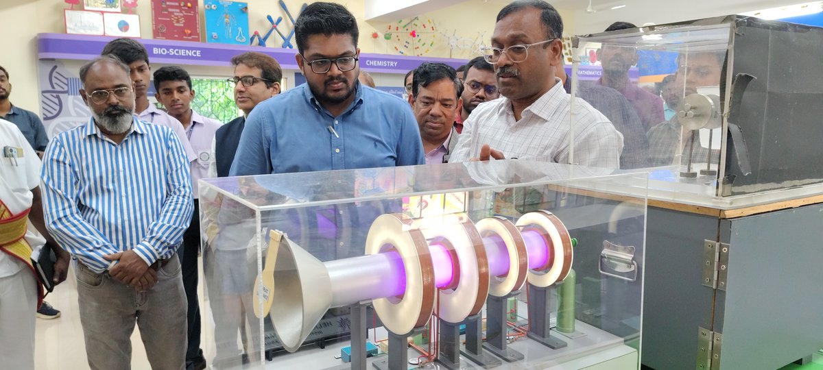 dscnellai's tweet photo. Day 1 at "The Fourth State – Plasma" Exhibition

Inaugurated today by Tirunelveli District Collector Thiru. Anand Mohan, IAS. Hundreds of students explored interactive models with scientists from IPR! ✨
🗓️ August 10 – 14, 2026

 @dscnellai, a unit of @ncsmgoi, @MinOfCultureGoI https://t.co/CCLY7CsiLa