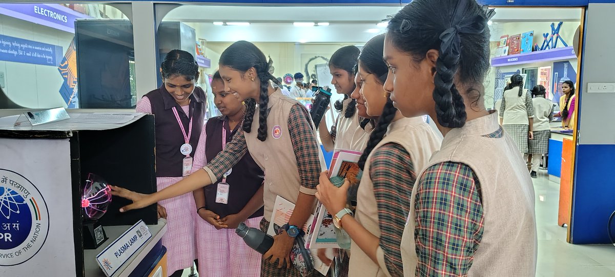 dscnellai's tweet photo. Day 1 at "The Fourth State – Plasma" Exhibition

Inaugurated today by Tirunelveli District Collector Thiru. Anand Mohan, IAS. Hundreds of students explored interactive models with scientists from IPR! ✨
🗓️ August 10 – 14, 2026

 @dscnellai, a unit of @ncsmgoi, @MinOfCultureGoI https://t.co/CCLY7CsiLa
