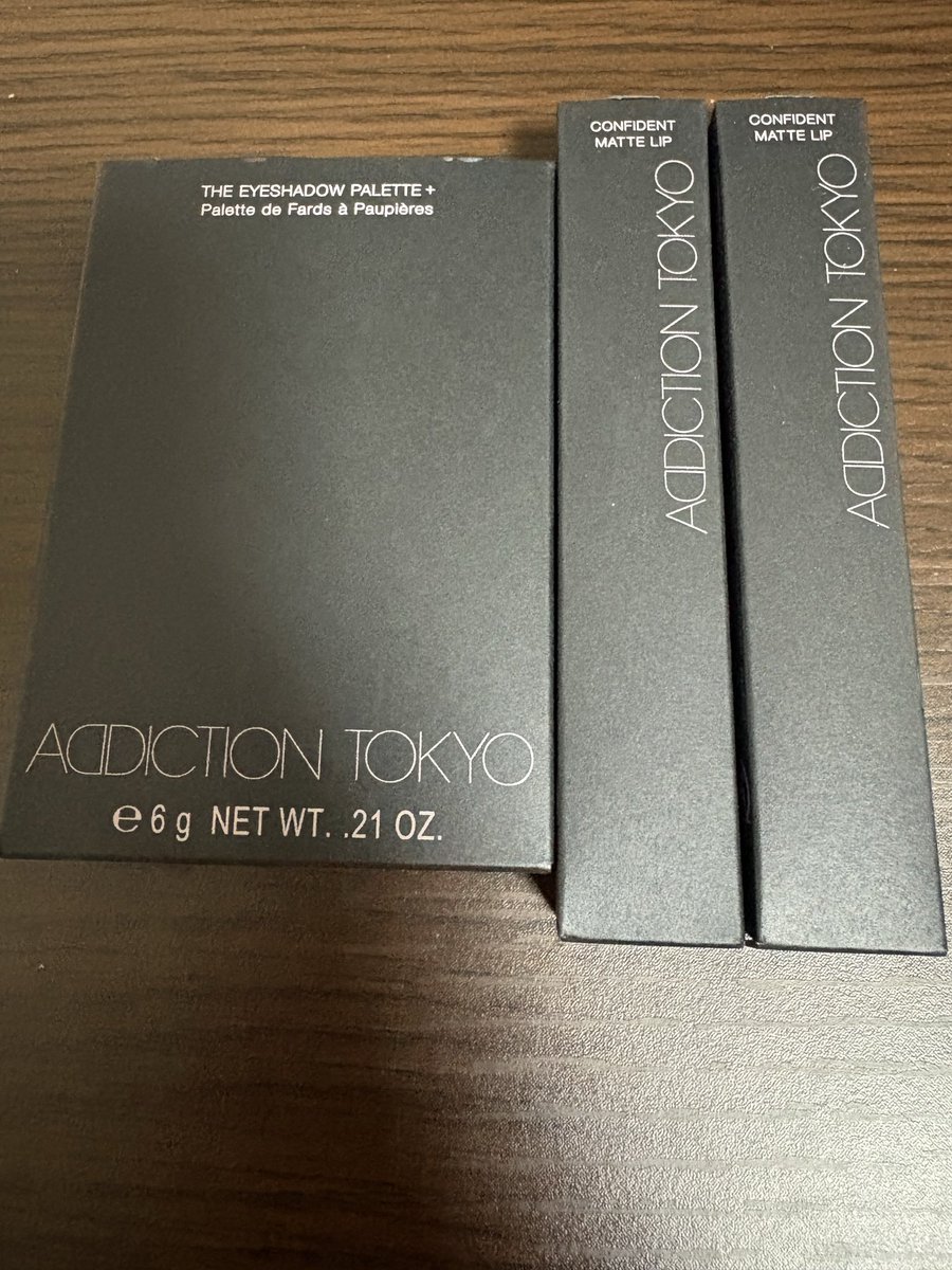 Flower_raika's tweet photo. ADDICTION💄✨ https://t.co/9ugAI6RVnc