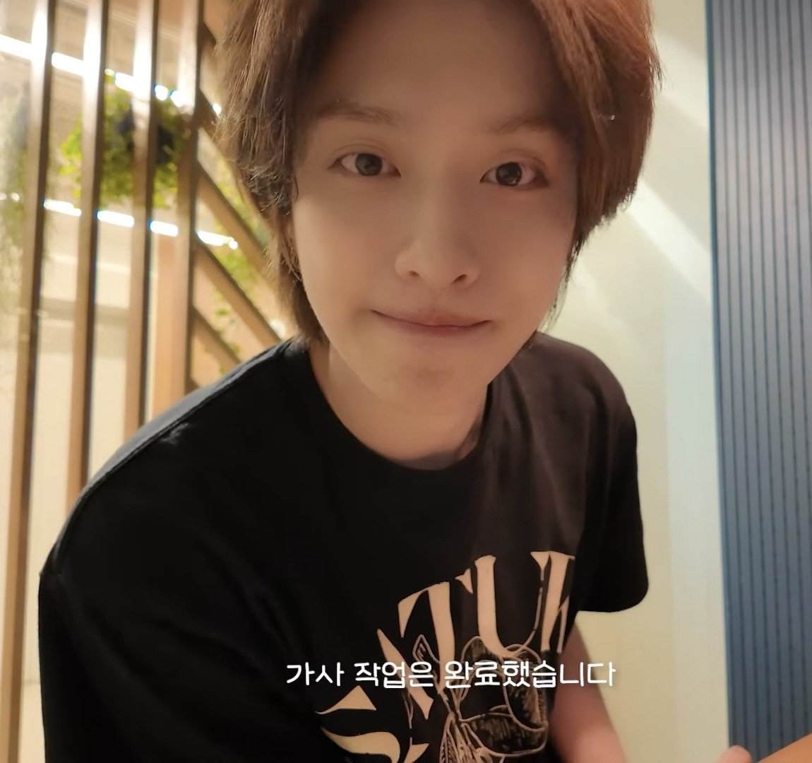 xhvoyager's tweet photo. GaON                                            GaOFF https://t.co/c4YWp1stgG