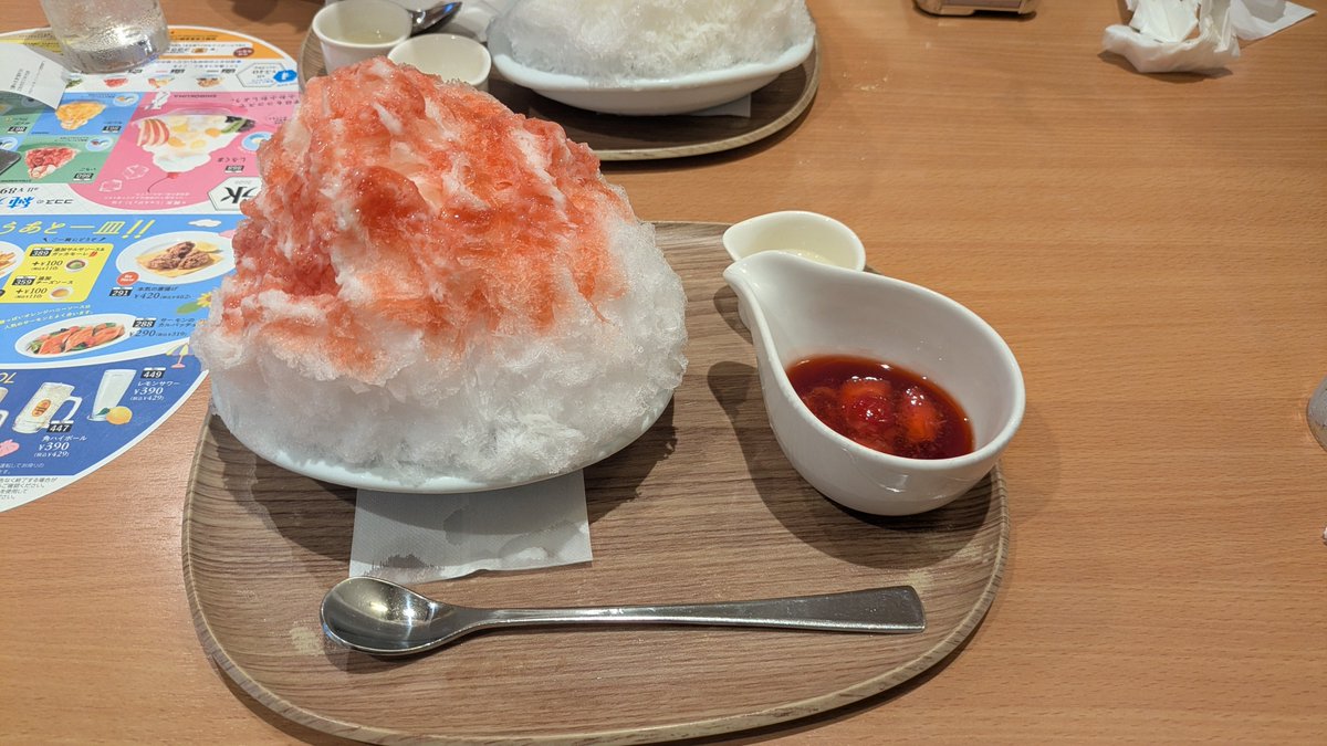 dadada5714's tweet photo. ココスのかき氷🍧美味しかった(,,•﹏•,,) https://t.co/wkEH5oO0Wp