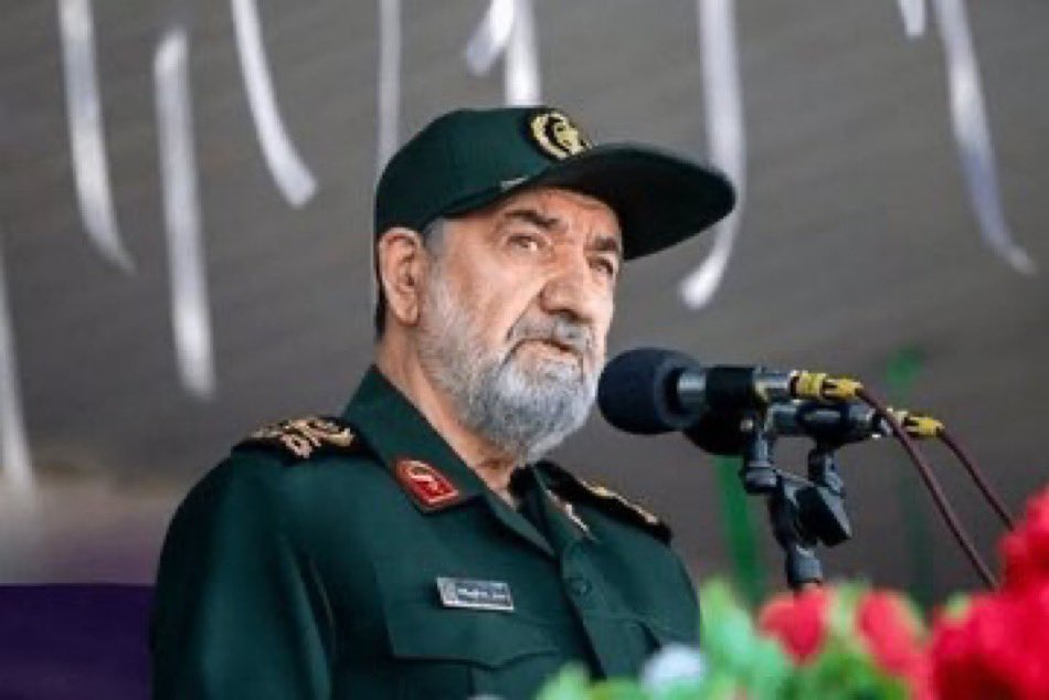 TSOMS_TMS's tweet photo. انتصاب پرسابقه ترین فرمانده سپاه در زمان جنگ۸ساله درجایگاه عالی ترین مقام امنیتی و تصمیم گیر نظامی کشور معنایی جز احتمال وقوع جنگی گسترده و درازمدت تر در آینده نزدیک ندارد…

خصوصا که از زمان شهید لاریجانی با اعطای اختیارات ویژه ازسوی رهبر به دبیر شعام این جایگاه قدرت زیادی دارد. https://t.co/r6azzDSq43