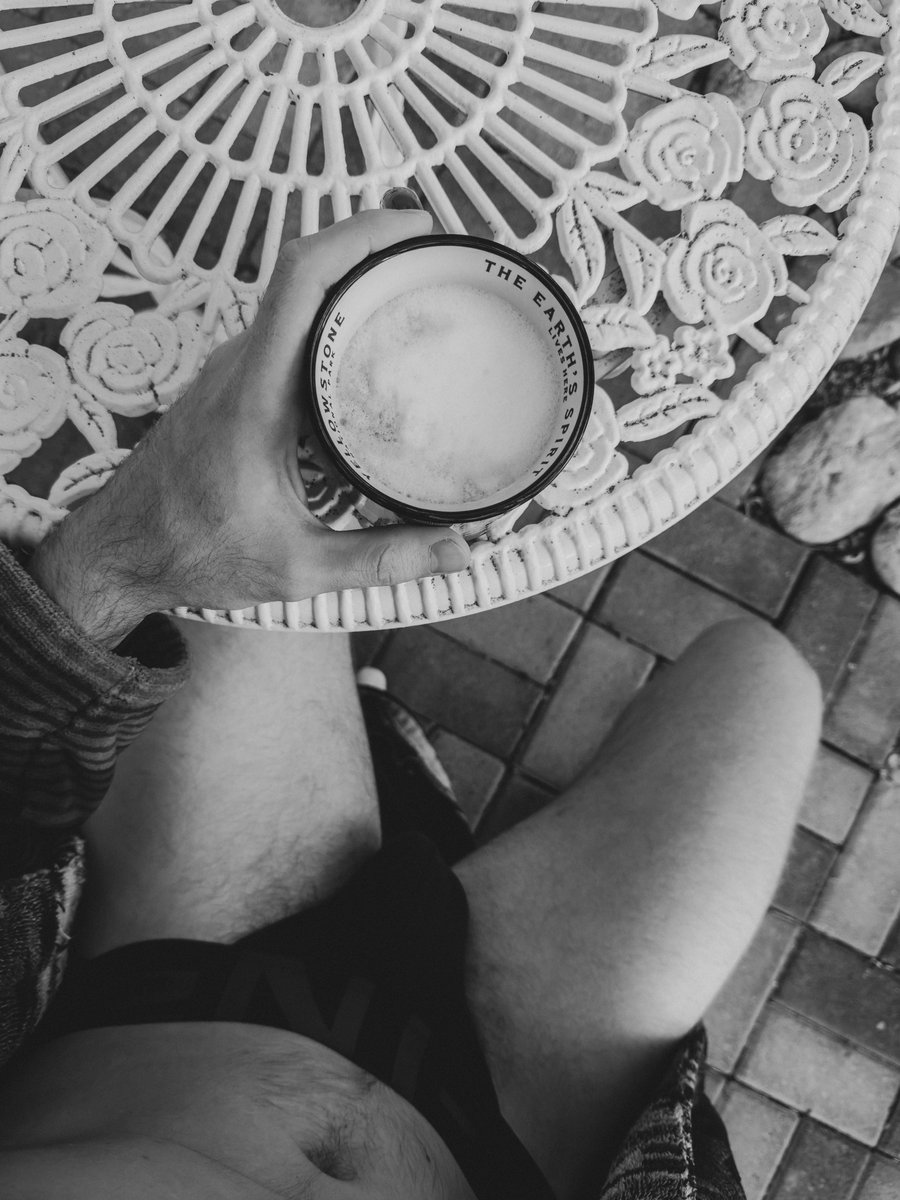 aesthetic_cocks's tweet photo. Oh Monday… https://t.co/XrImtWIsMz