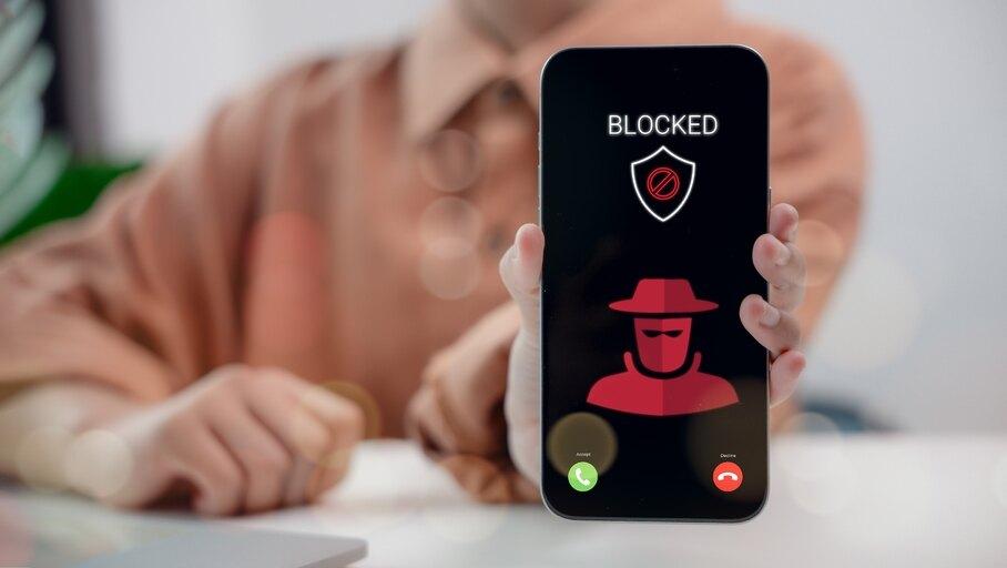 erwandf's tweet photo. Fin de #Bloctel et passage à l'opt-in obligatoire ! 📞

Si la loi interdit le démarchage non consenti, le #vishing et le #spoofing restent d'actualité. Pensez au filtrage #antispam natif et aux applications de protection ! 🛡️📱  

v/@lesnums
 
https://t.co/VMcqIUjRrL https://t.co/CNAJX3PEa4